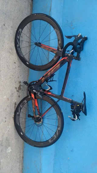 Bicicleta BH G6 Pro + Ruedas EVO 50 XS