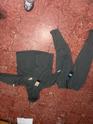 Conjunto Nike Running Gris Nuevo