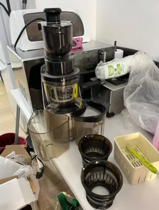 Licuadora Chef Plus Essential Slow Juicer