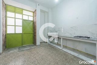 Local comercial en venta en La Plana en Esplugues de Llobregat
