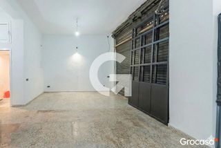 Local comercial en venta en La Plana en Esplugues de Llobregat
