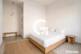 Local comercial en venta en La Plana en Esplugues de Llobregat