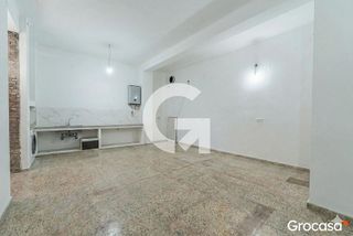 Local comercial en venta en La Plana en Esplugues de Llobregat