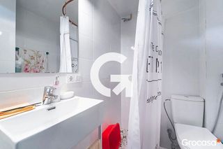 Local comercial en venta en La Plana en Esplugues de Llobregat