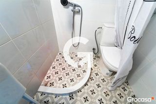 Local comercial en venta en La Plana en Esplugues de Llobregat