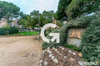 Local comercial en venta en La Plana en Esplugues de Llobregat