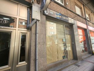 Local comercial en alquiler en El Llano en Gijón