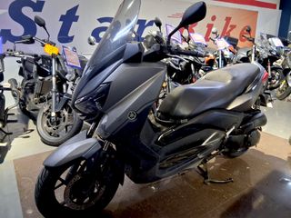 YAMAHA X-MAX 250