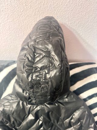 Chaqueta Bimba y Lola plumífera negra