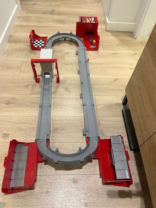 Camión Cars Supermegatruck Pista