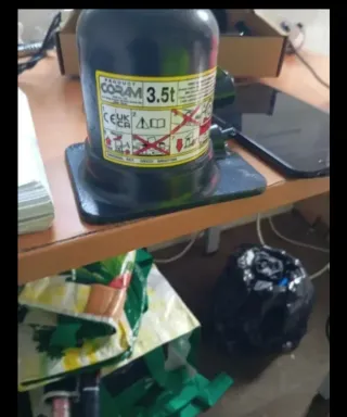 OFERTA !!Kit Iveco Completo gato mecánico 3.5T