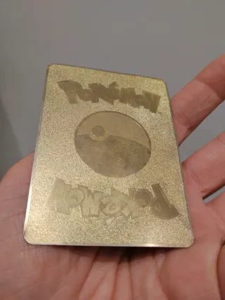 Carta Pokémon Charizard DX Metálica Dorada