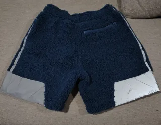 Shorts Adidas Blondey Sherpa Azul