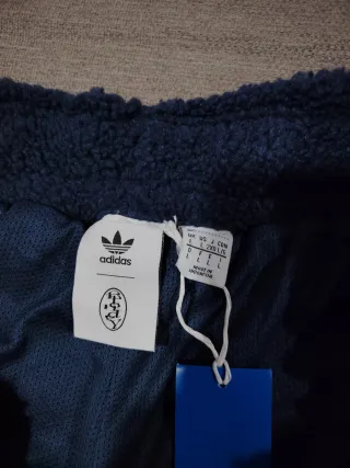 Shorts Adidas Blondey Sherpa Azul