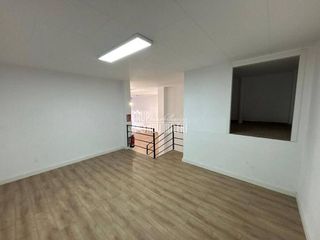 Local comercial en alquiler en Camí Reial en Torrent