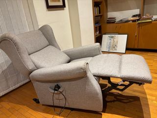 Sillón Eléctrico Reclinable Gris
