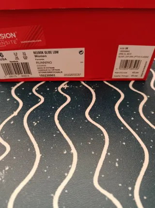 Zapatillas Reebok Gris y Blancas