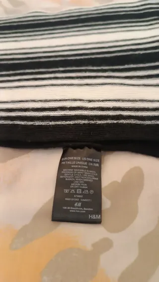 Bufanda H&M rayas blanco y negro