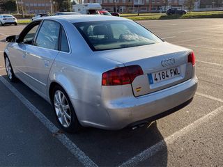 Audi A4 2.0tdi 250.000km (PATINA ALGO EL EMBRAGUE)