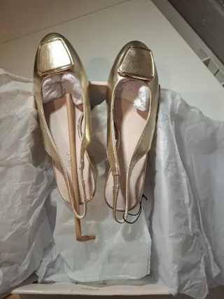 Zapatos Anna Field dorados talla 37