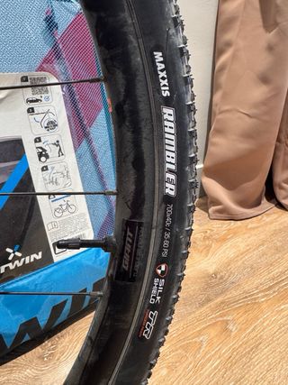 Bicicleta Gravel Giant Revolt Advanced 3 2024