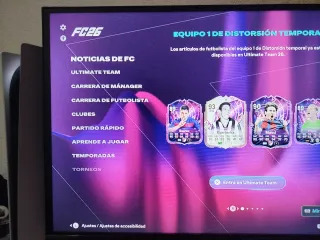 Consola PS5 Digital 800GB + Base Carga