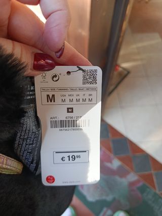 Scaldacollo Zara nero con bottoni