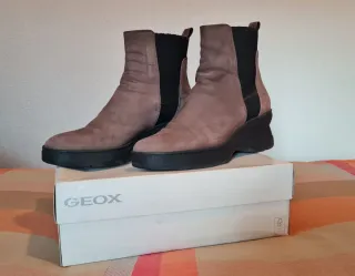 Botas Geox Marrones y Negras