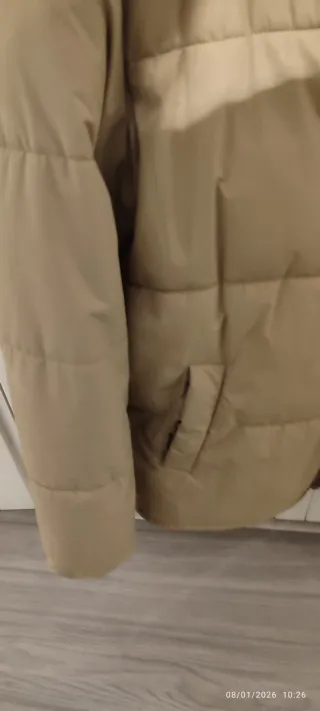 Chaquetón acolchado hombre beige