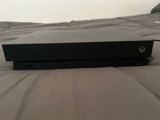Xbox One X Negra