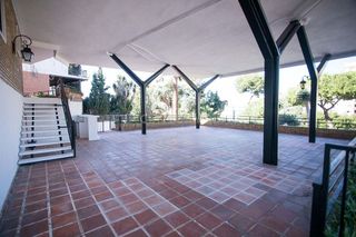 Chalet en alquiler en El Candado - El Palo en Málaga