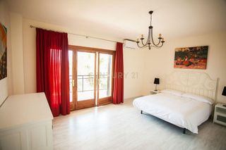 Chalet en alquiler en El Candado - El Palo en Málaga