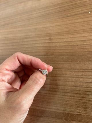 Anillo oro blanco diamantes