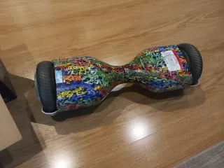 Hoverboard Skateflash con diseño colorido