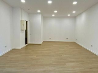 Local comercial en alquiler en Sant Miquel - Tres Torres en Granollers