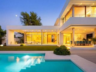 Chalet en alquiler en Los Naranjos - Las Brisas en Marbella