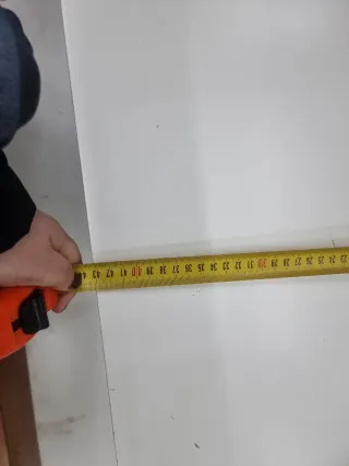 Mueble bajo TV blanco con 3 cajones