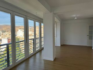 Piso en alquiler en Centro en Almería