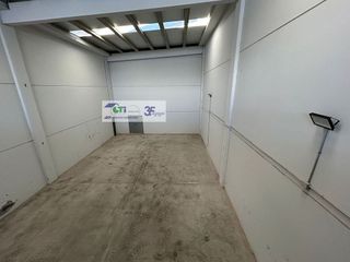 Nave industrial en venta en Las Fuentes en Zaragoza
