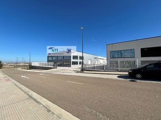 Nave industrial en venta en Las Fuentes en Zaragoza