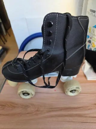 Patines de 4 ruedas KF School, n°39 , con funda