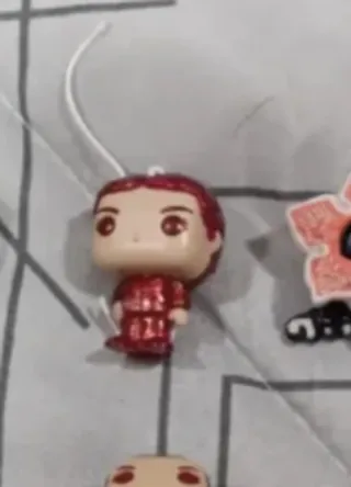 Max Funko Pop Rojo Stranger Things