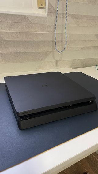 Playstation 4 Slim 1tb