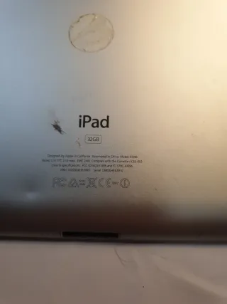 iPad 2 para piezas con SIM