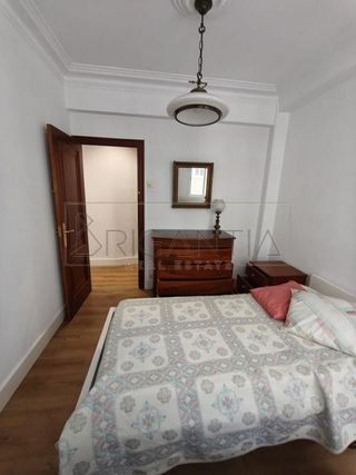 Piso en alquiler en Os Mallos - San Cristóbal en Coruña (A)