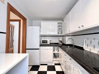 Piso en alquiler en Puerto - Plaza de Toros en Estepona