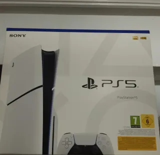 Caja PlayStation 5 Slim