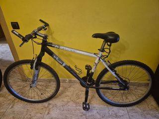 Bicicleta Rockrider B'Twin
