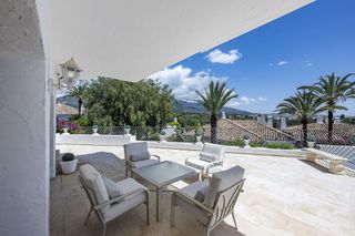 Chalet en alquiler en Lomas de Marbella Club - Puente Romano en Marbella