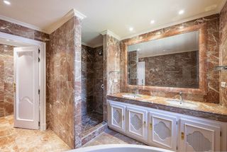 Chalet en alquiler en Lomas de Marbella Club - Puente Romano en Marbella